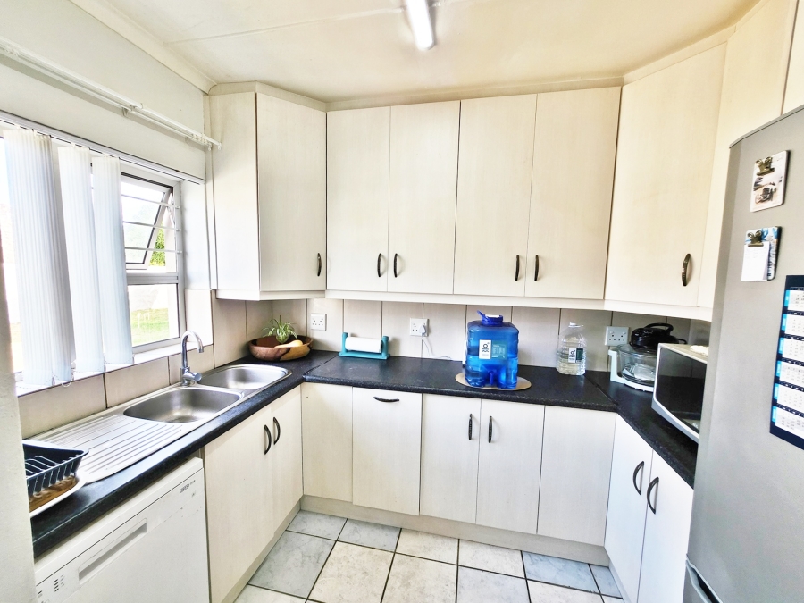 3 Bedroom Property for Sale in Struisbaai Western Cape